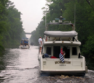 Going up the Dismal Swamp Canal
